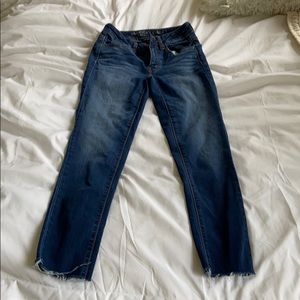 Cropped American eagle skinny jeans
